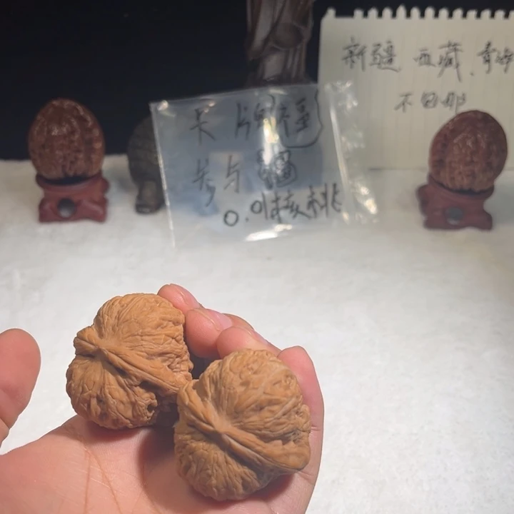 文玩核桃吊坠文玩核桃