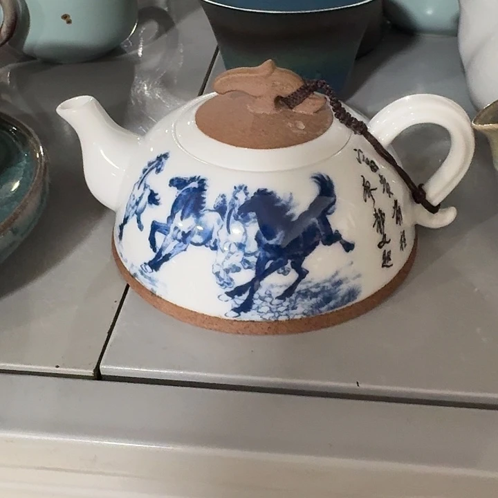 主人杯一个，瓷？？？