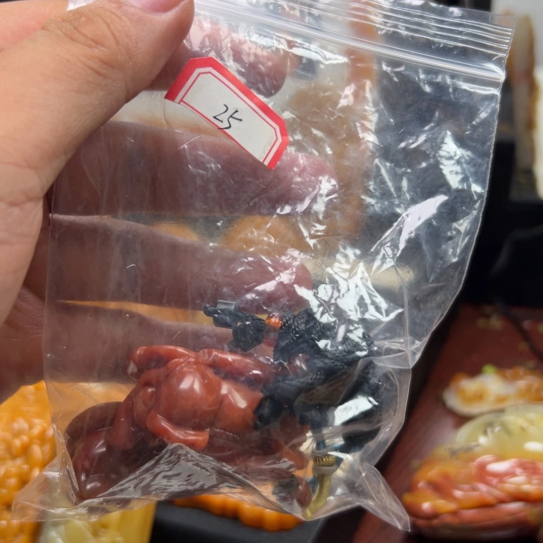 石英质玉(黄龙玉)未镶嵌多样性发货,发其一
