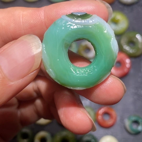 石英质玉未镶嵌珠宝半成品天**音