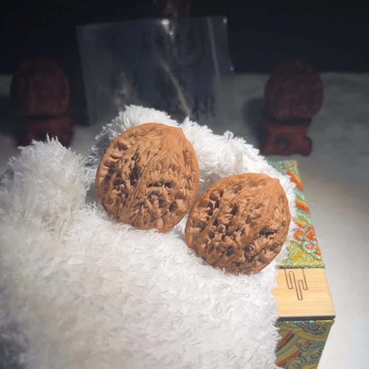 阿****吊坠文玩核桃文玩核桃