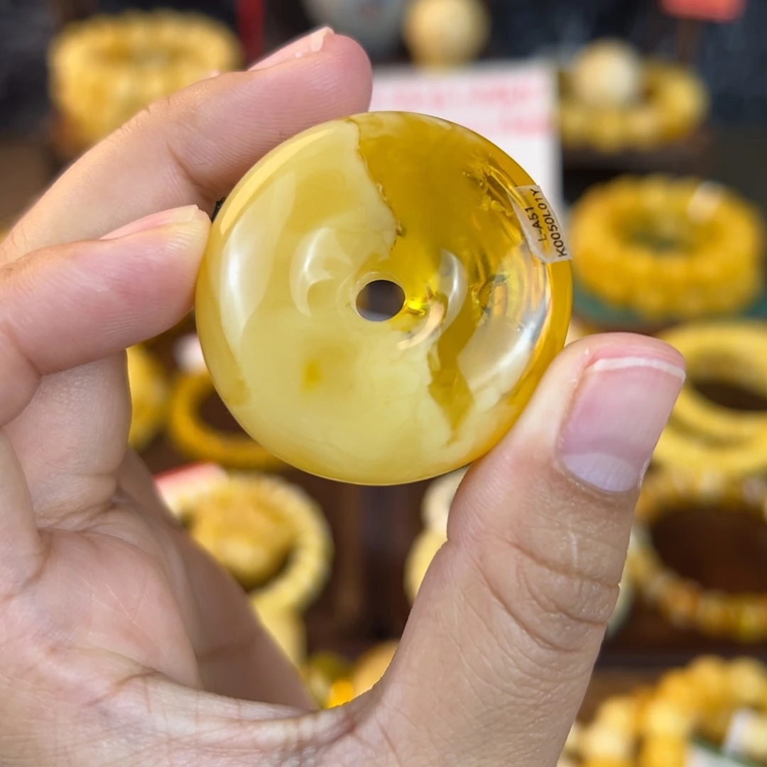 琥珀裸石未镶嵌mnjhhhhhhhhj