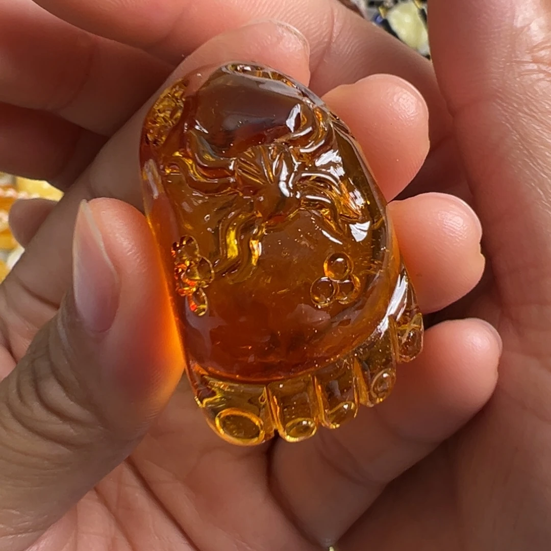 琥珀未镶嵌裸石琥珀