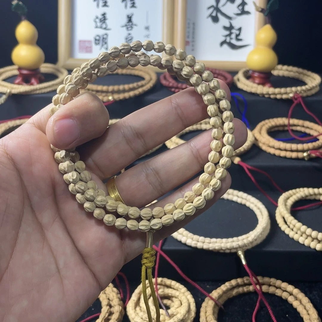 柏香籽/百香籽吊坠一****?