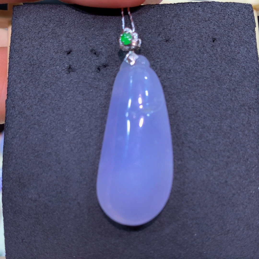 翡翠18K金镶嵌颈饰翡翠