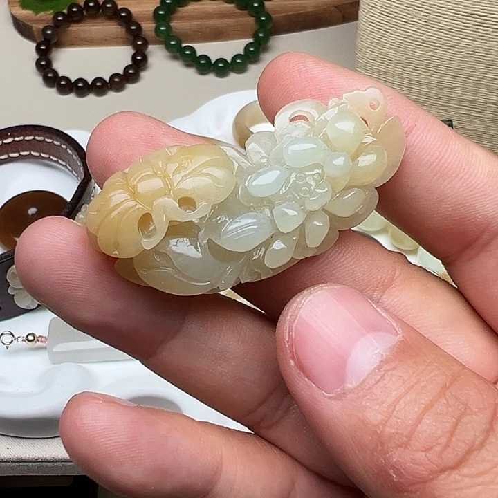 和田玉未镶嵌手链