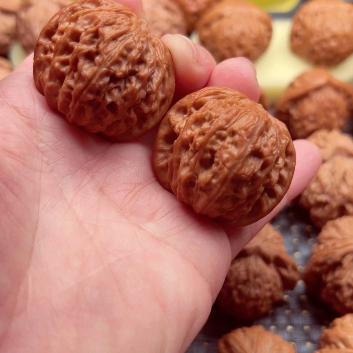 文玩核桃吊坠正磨40全品