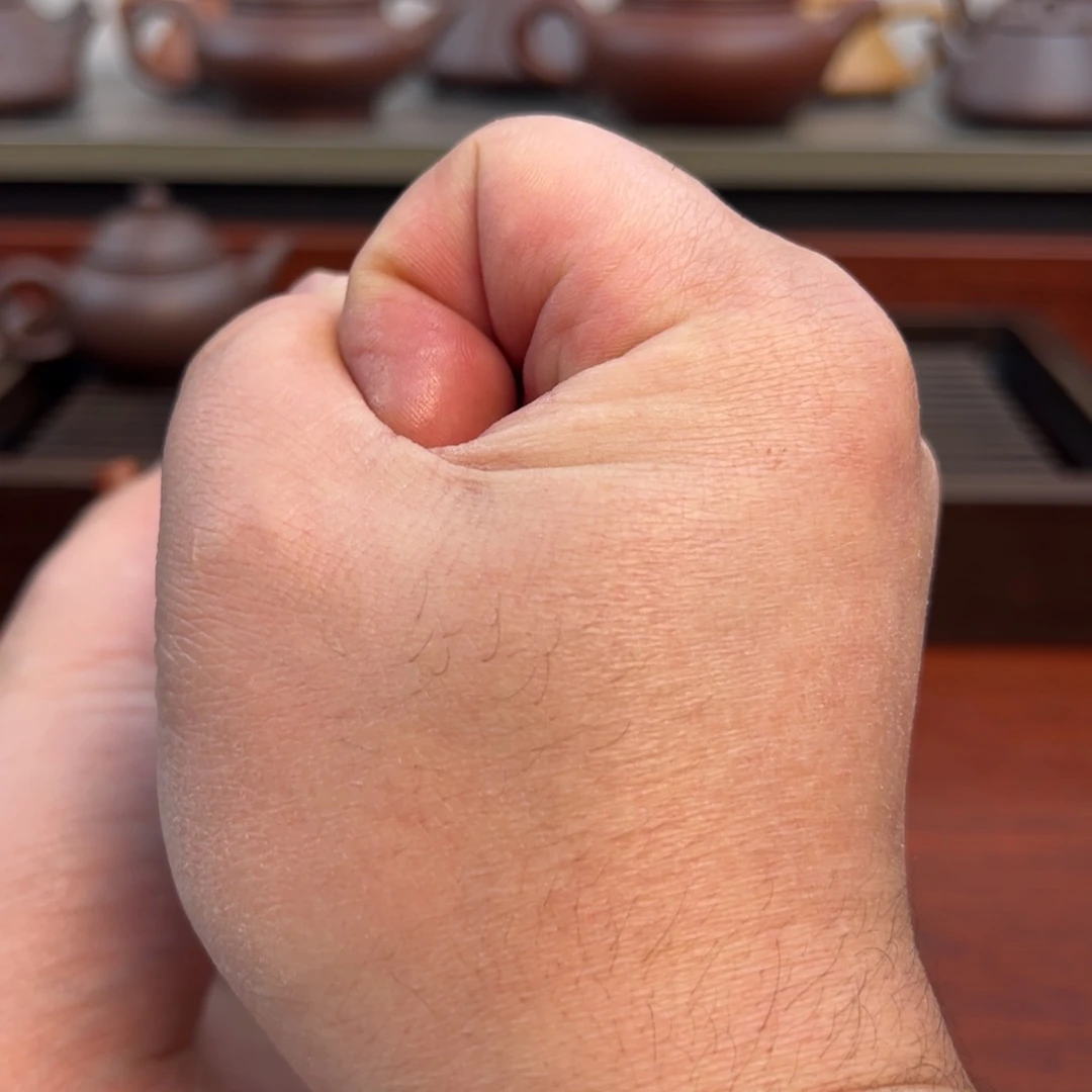 老***金紫砂茶壶封釉：100cc 精挑红降坡