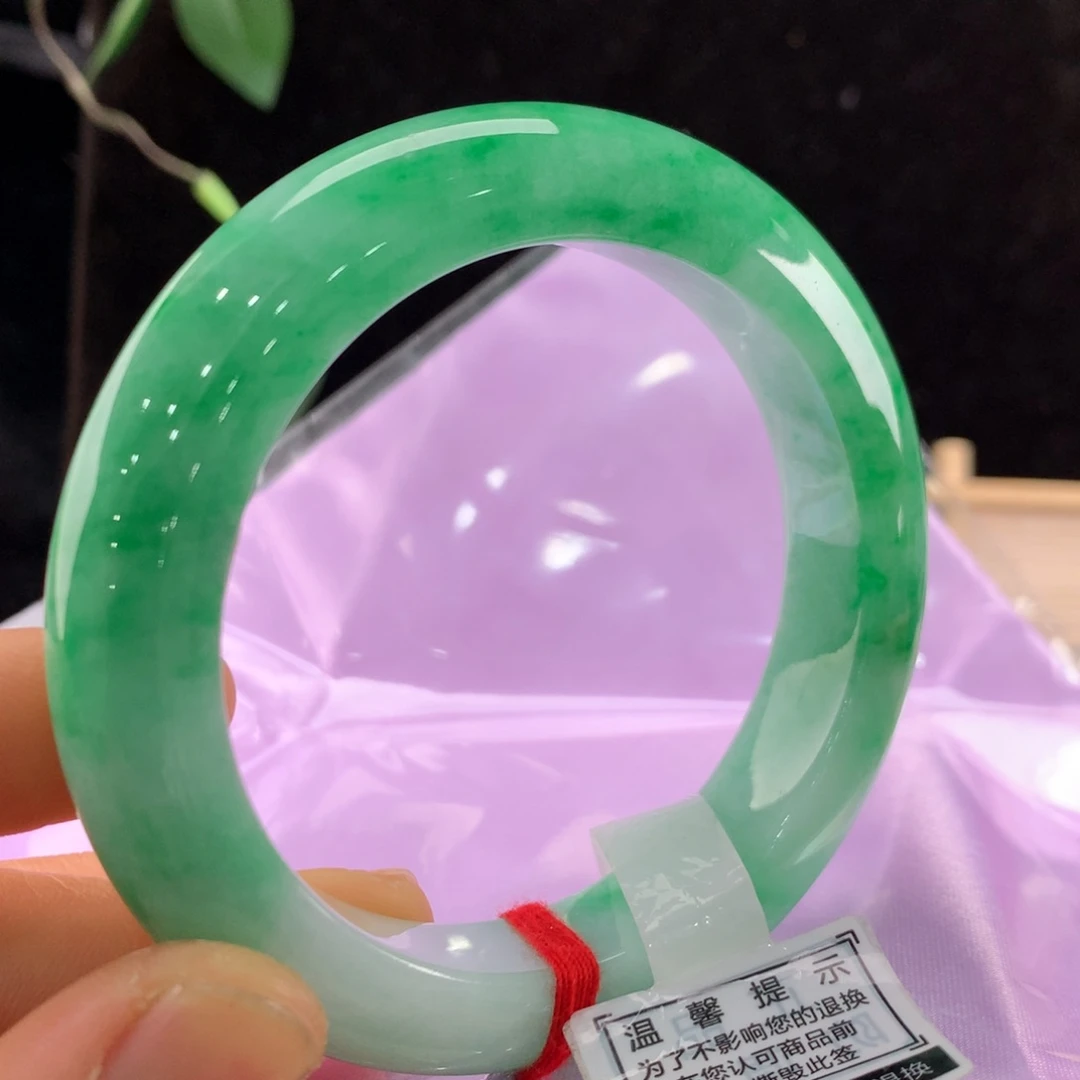 翡翠手镯未镶嵌111-0162