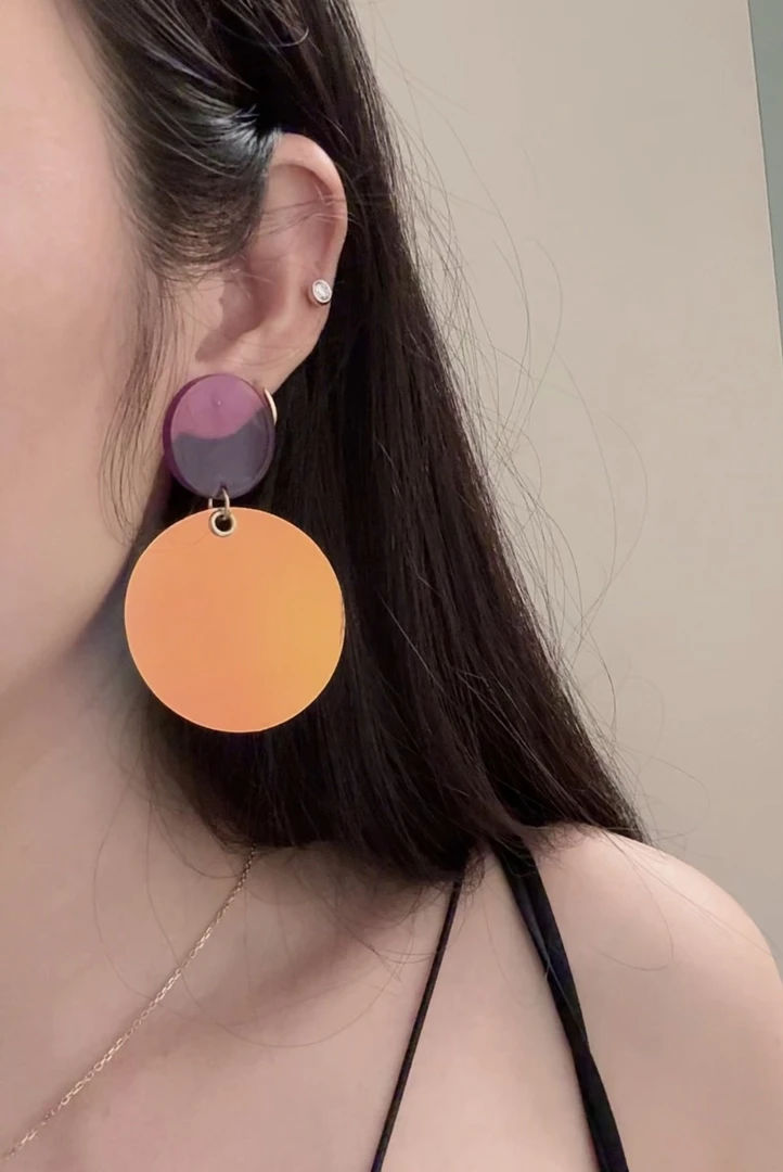 铜合金树脂耳饰 镭射炫彩复古简约大气双拼色耳饰013
