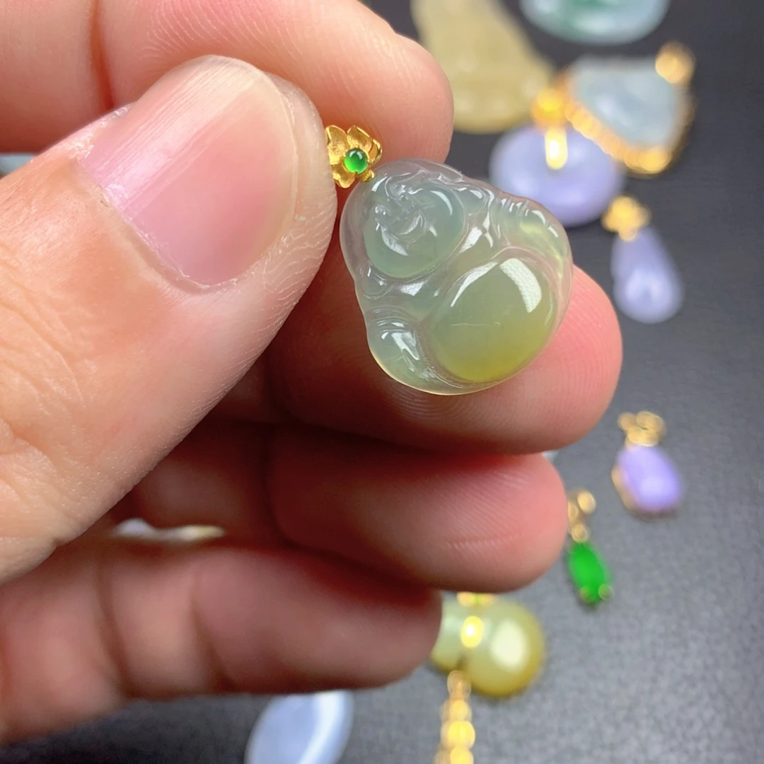 【闪购商品】颈饰18K金镶嵌翡翠翡翠