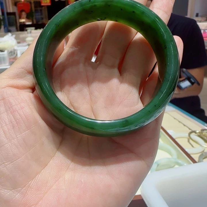 未镶嵌手镯和田玉365