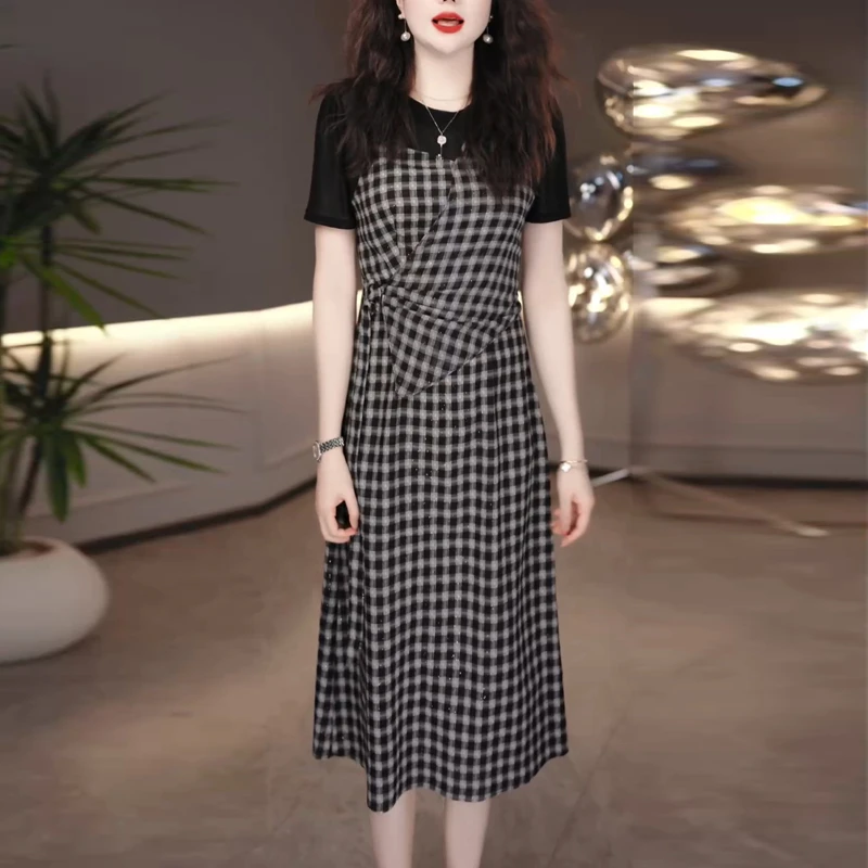 时尚格子拼接连衣裙女2025夏季新款女士气质优雅显瘦中长款裙子潮