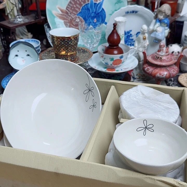 瓷片一大五小三足底啊啊啊啊啊啊啊