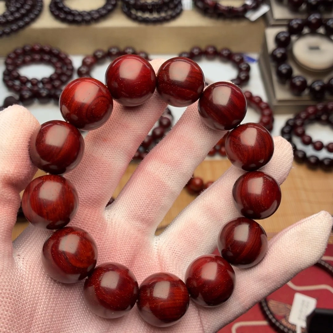 B***胜小叶紫檀手串/手链