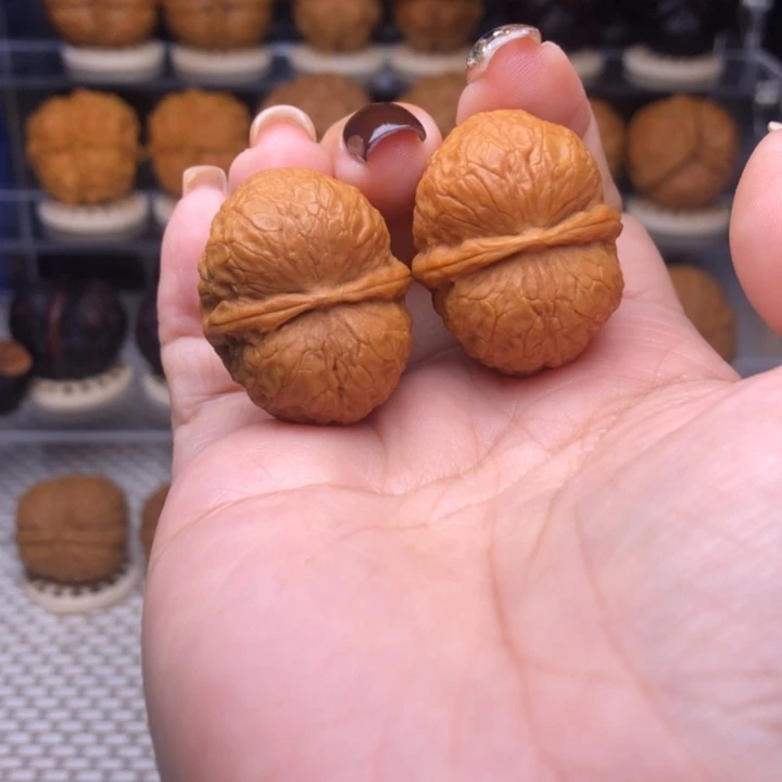 梅***旭文玩核桃把件1号玲珑小元宝30尺