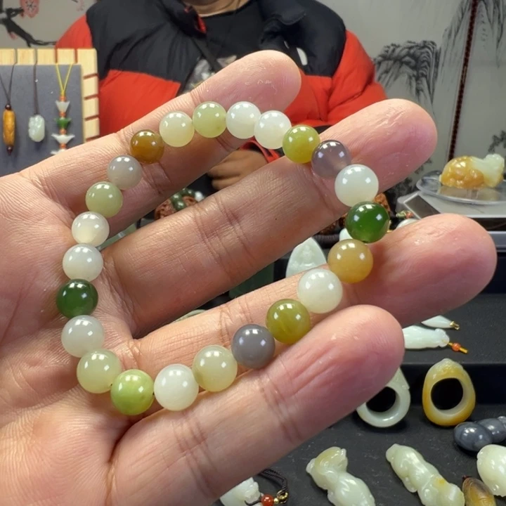 和田玉18K金镶嵌项链