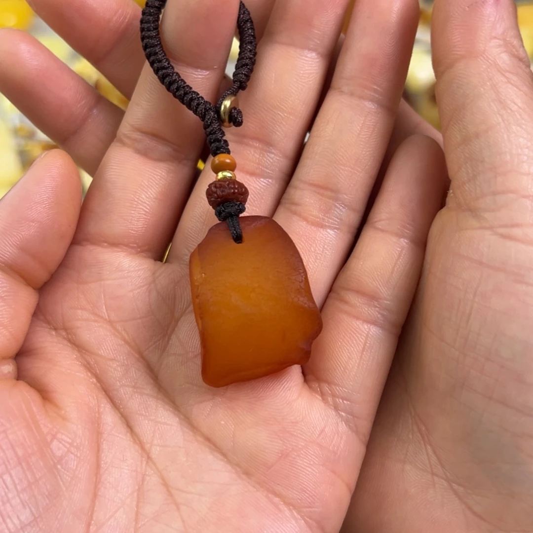 琥珀裸石未镶嵌蜜蜡