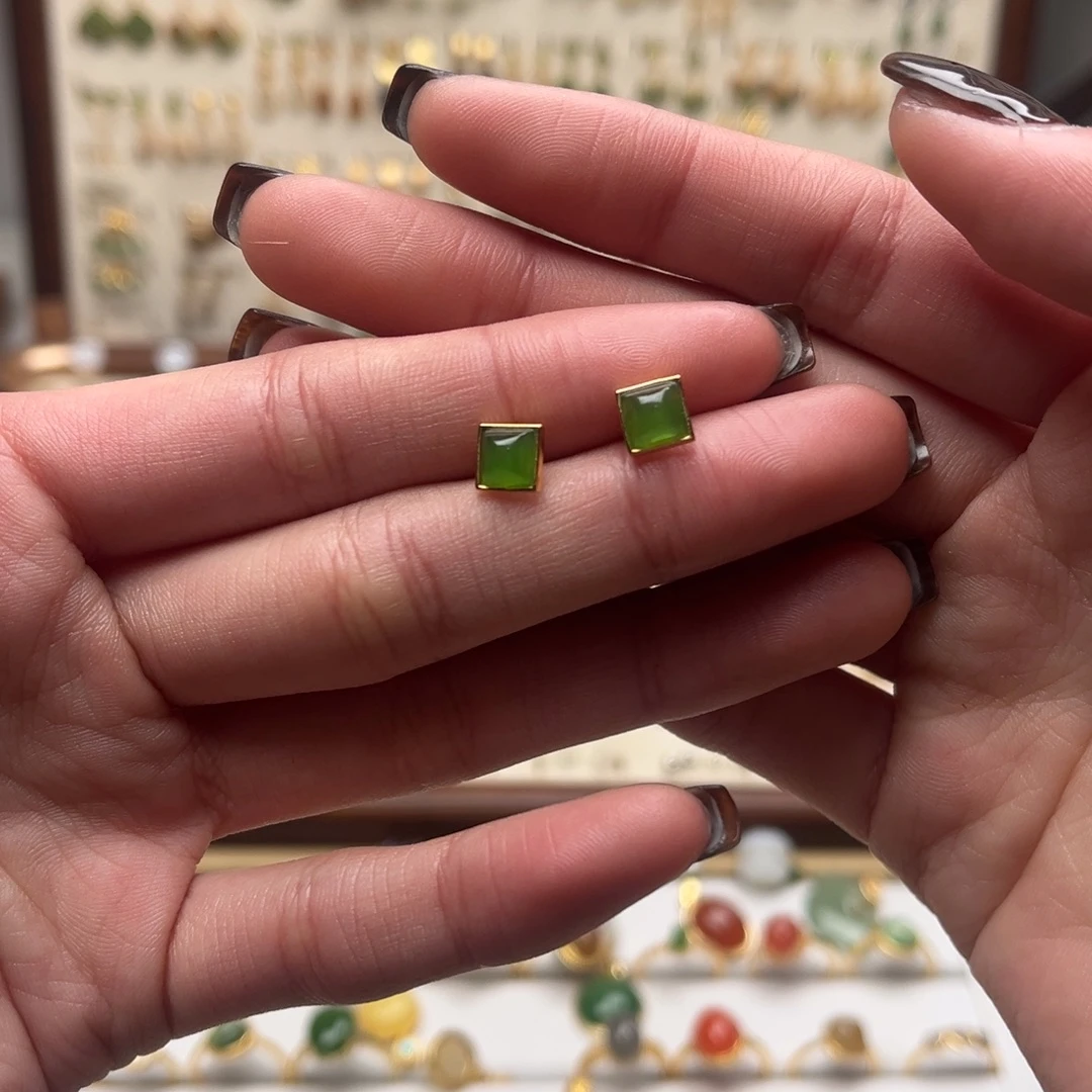 和田玉银S925镀金镶嵌耳坠