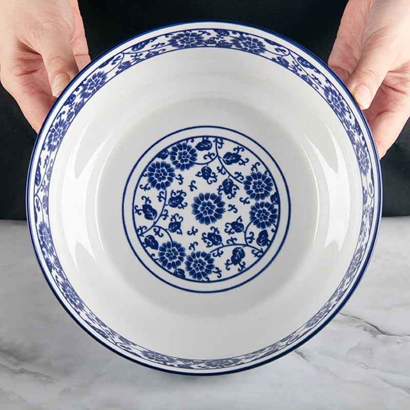 9英寸青花瓷大汤碗面碗一个，破损包赔