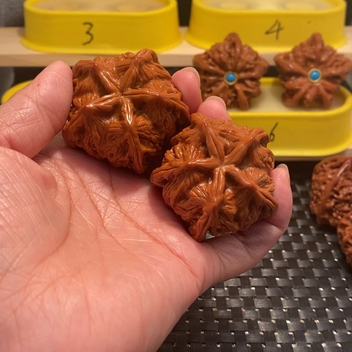 文玩核桃吊坠五星上将…………