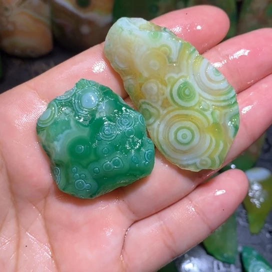石英质玉珠宝半成品未镶嵌成*