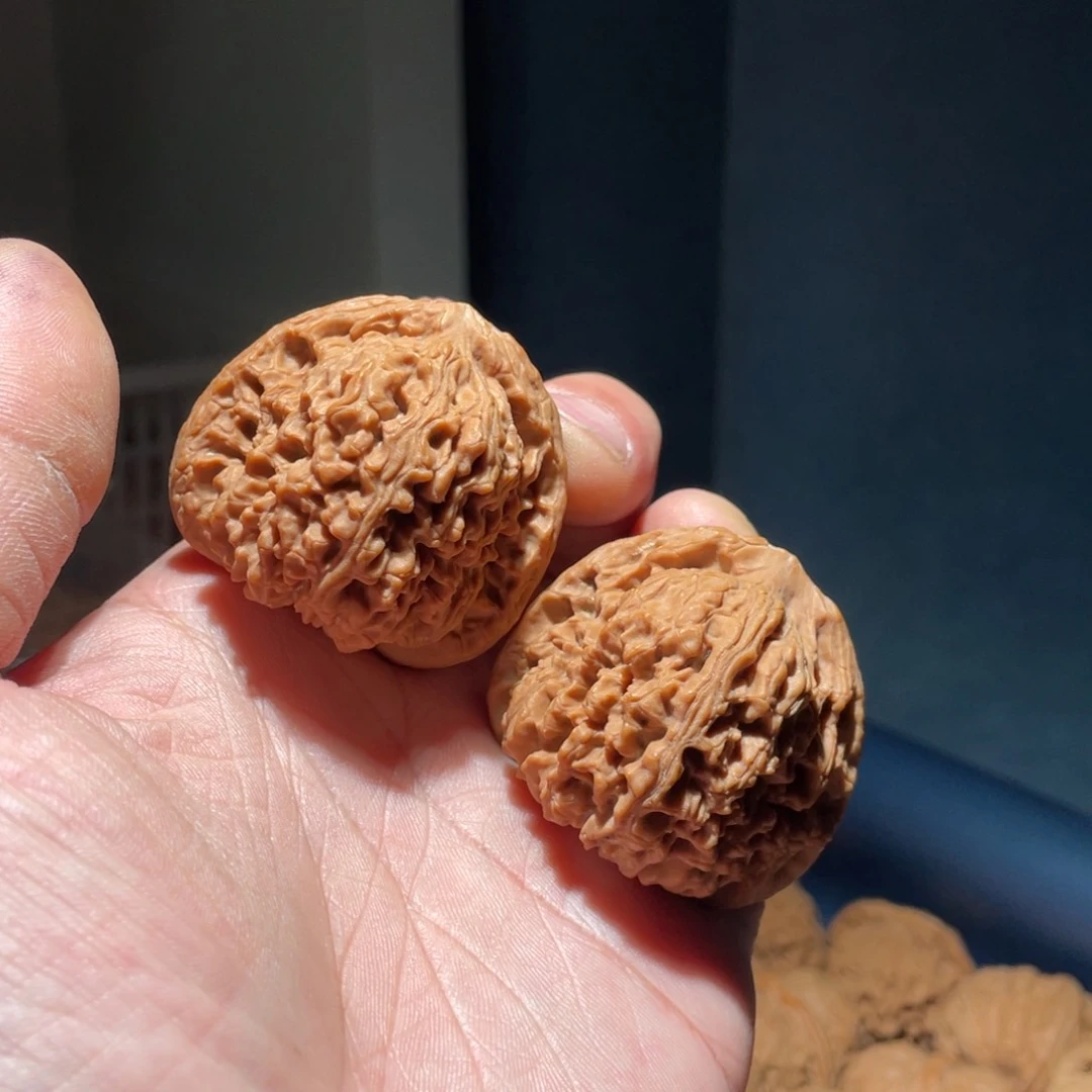 核桃手串/手链尼**丁46全品南疆石