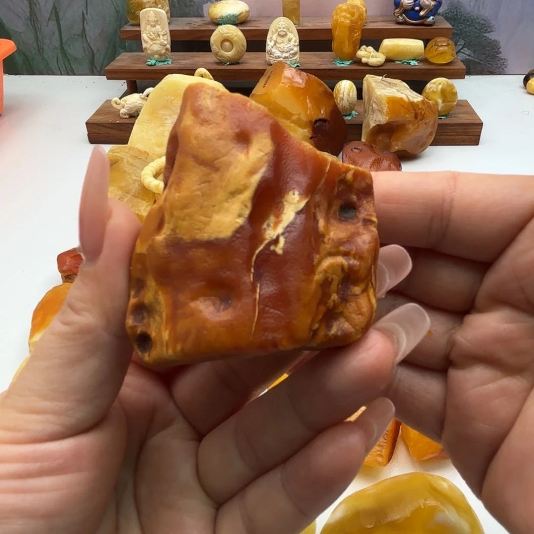 龍***F定制琥珀未镶嵌琥珀