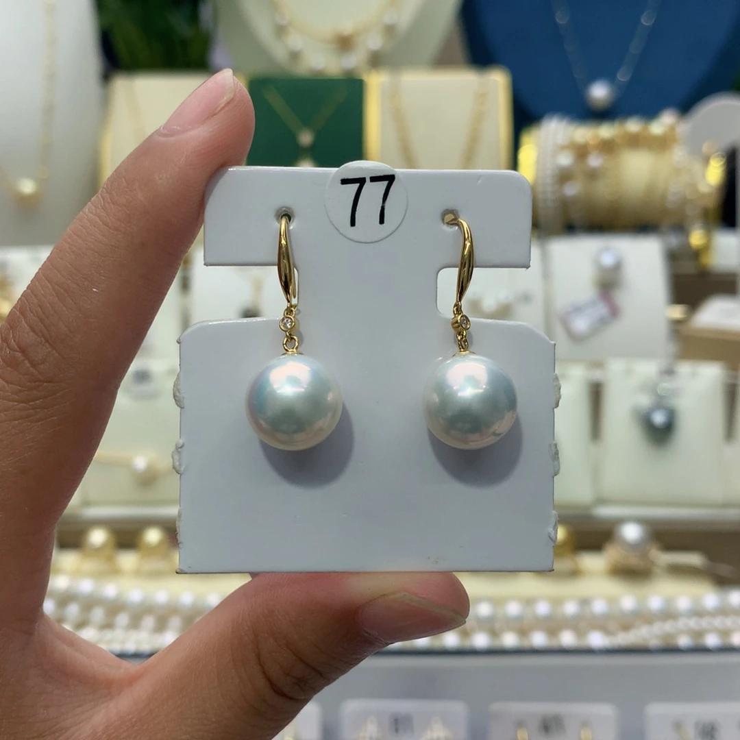 18K金镶嵌淡水珍珠耳饰