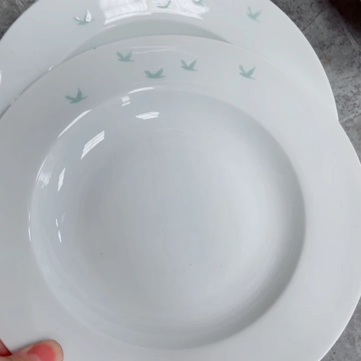 青花玲珑8寸折腰盘5个鸟2个