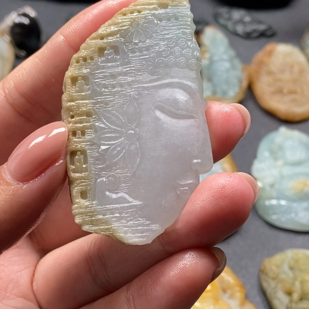 定制翡翠未镶嵌佛头T