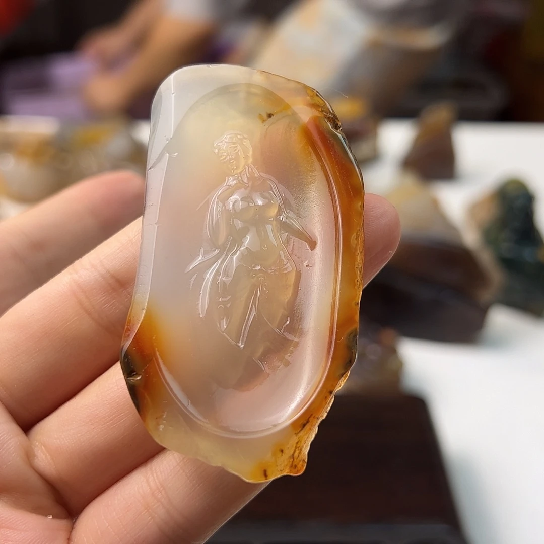 未镶嵌颈饰玛瑙/玉髓