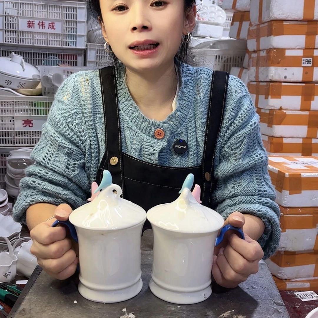 盘微瑕产品………小鸟杯两个