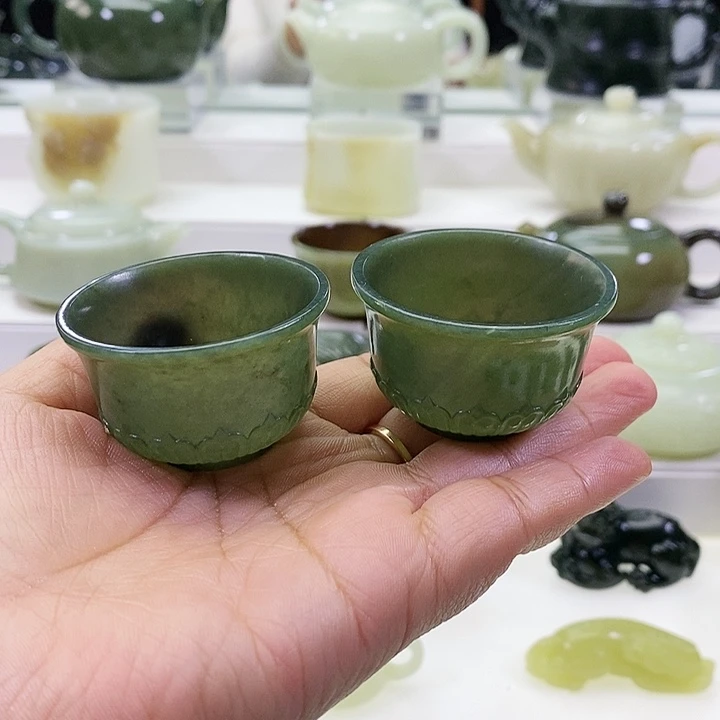 未镶嵌和田玉挂件杯子一对