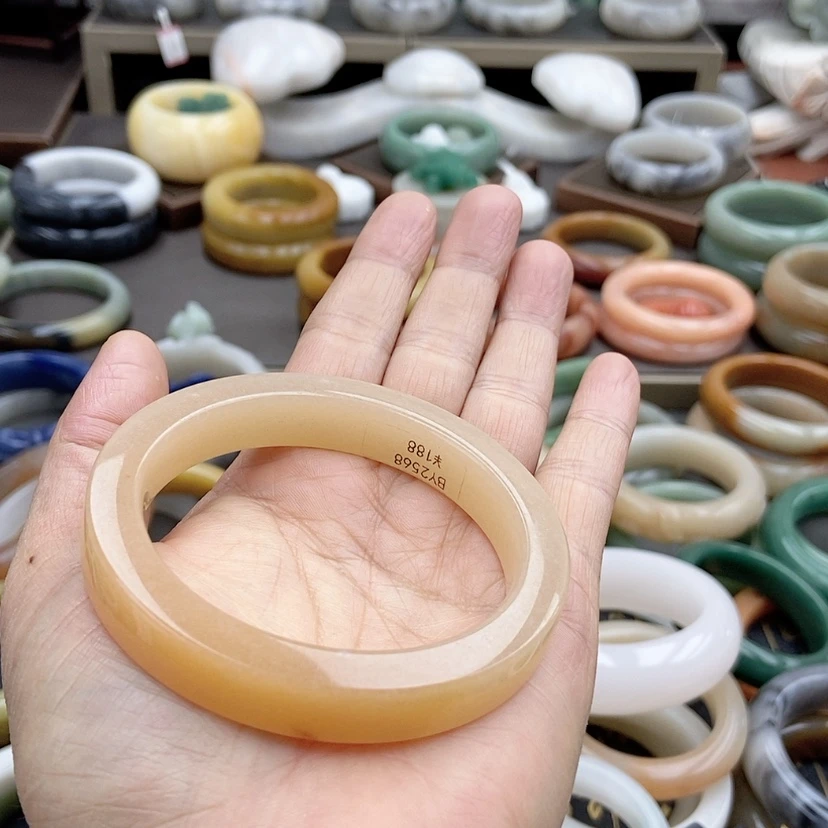 【闪购商品】石英质玉手镯58未镶嵌零*.