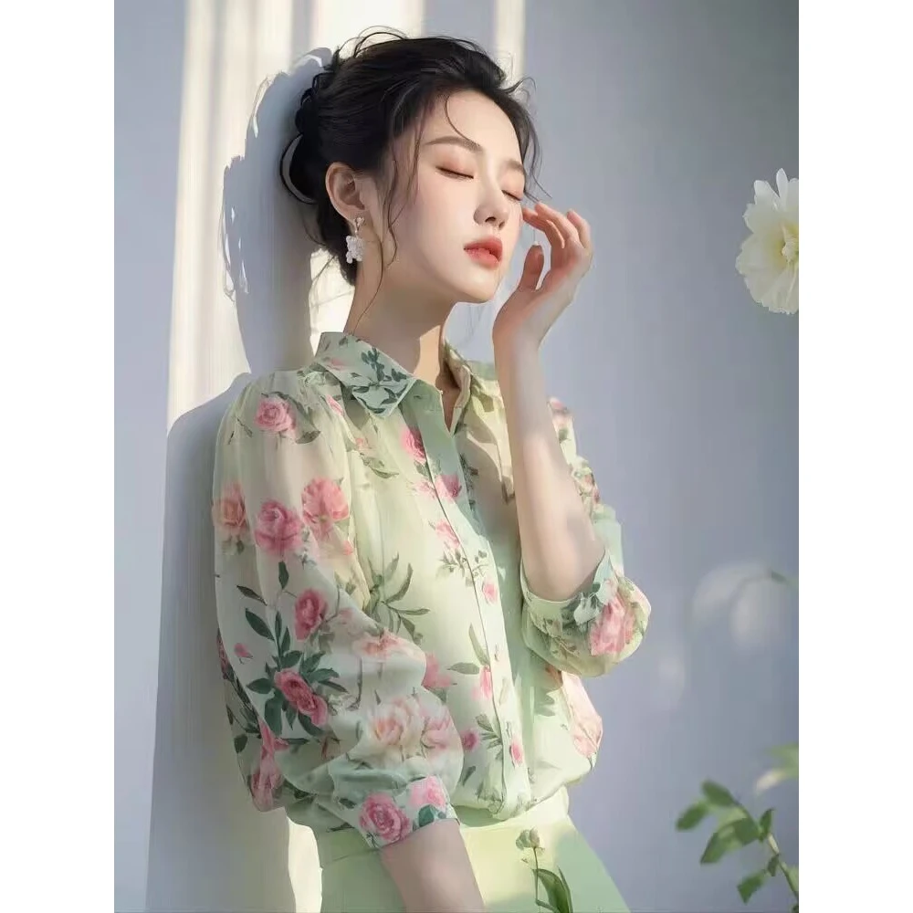 大码气质绿色碎花雪纺衫上衣女夏季新款法式高级感超好看上衣