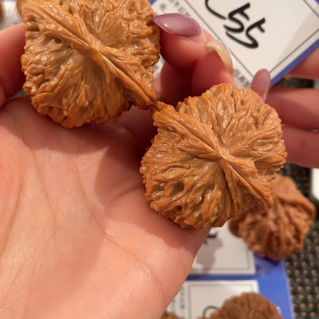 把件文玩核桃C55号球白4.4