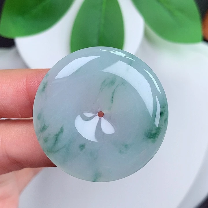 颈饰未镶嵌翡翠平安扣 35.6x5.8mm