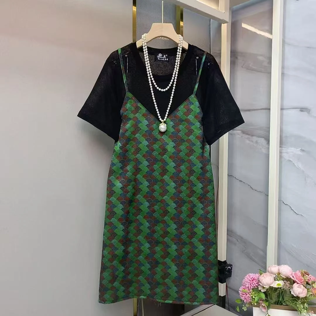 大码拼接假两件新款简约夏季连衣裙宽松显瘦休闲碎花裙子遮肉潮