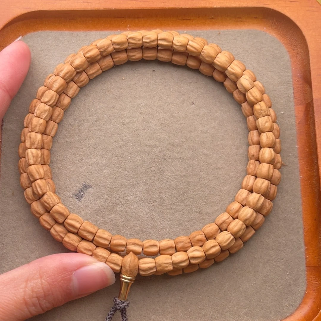 柏香籽/百香籽手串云*尺寸5.9*6.0