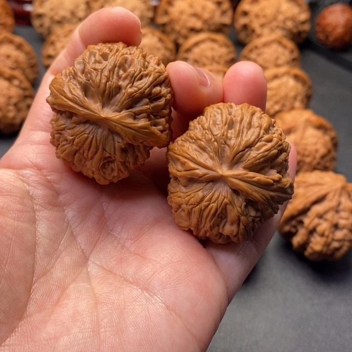 把件文玩核桃40尺麒麟枕原树非嫁接