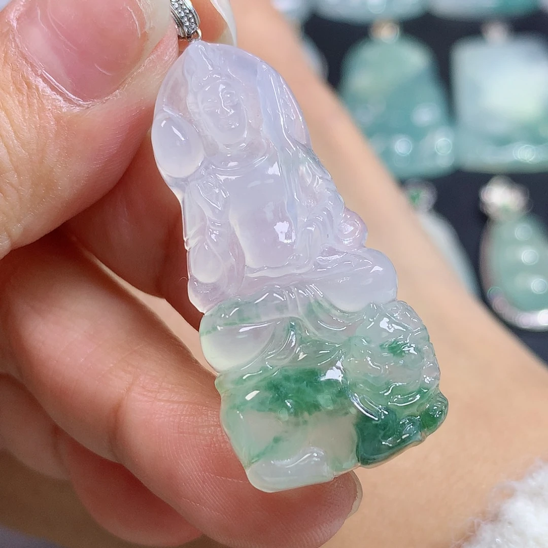 夏***野翡翠18K金镶嵌颈饰