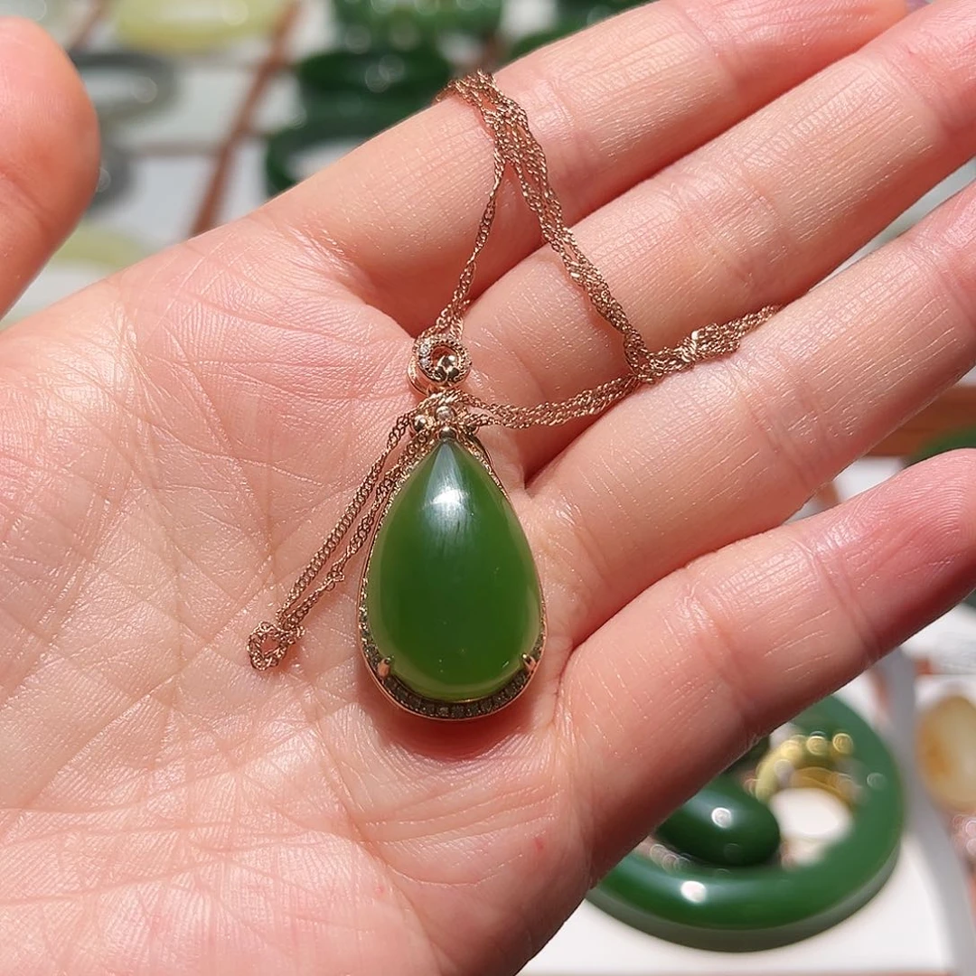 颈饰银S925镀金镶嵌和田玉S***n俄料