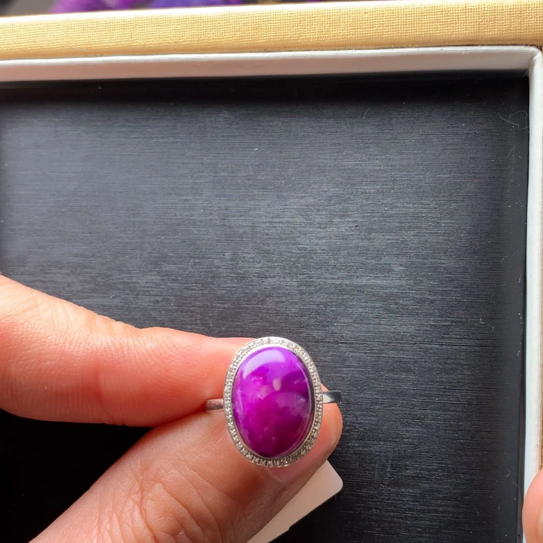 苏纪石（舒俱来）戒指18K金镶嵌