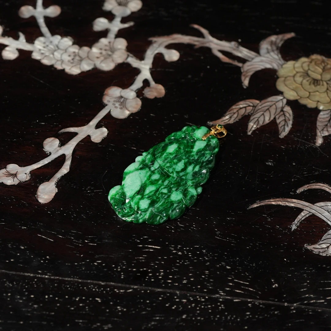 2.10香港王老板-翡翠18k镶嵌吊坠5y152