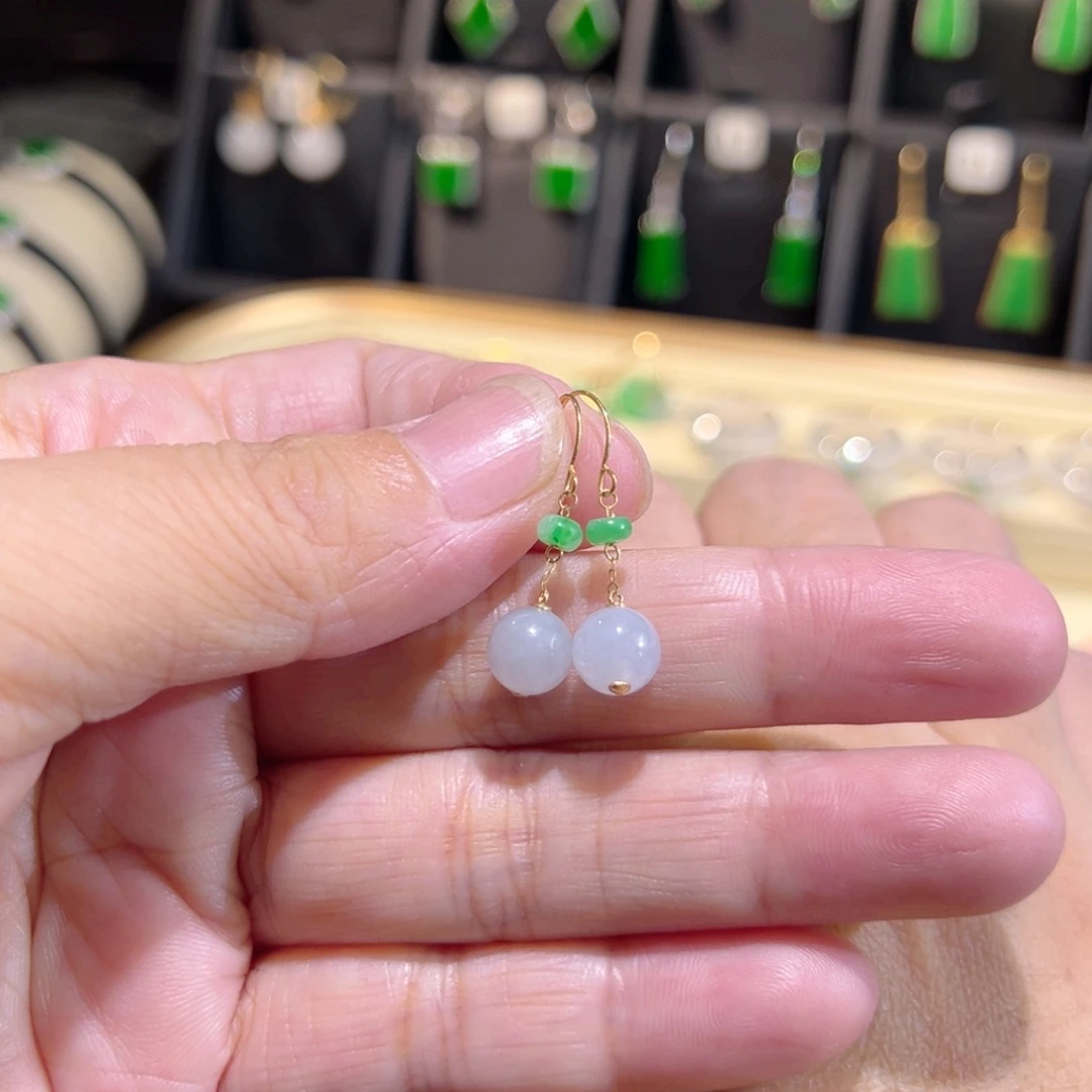 翡翠18K金镶嵌颈饰耳钩