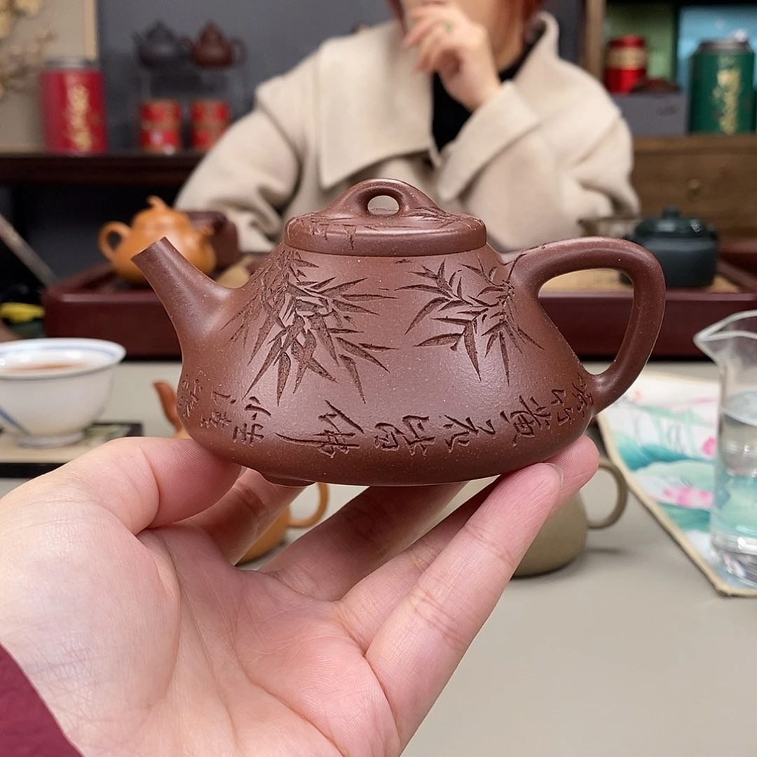 茶壶紫砂四号井紫泥半手刻竹子160cc