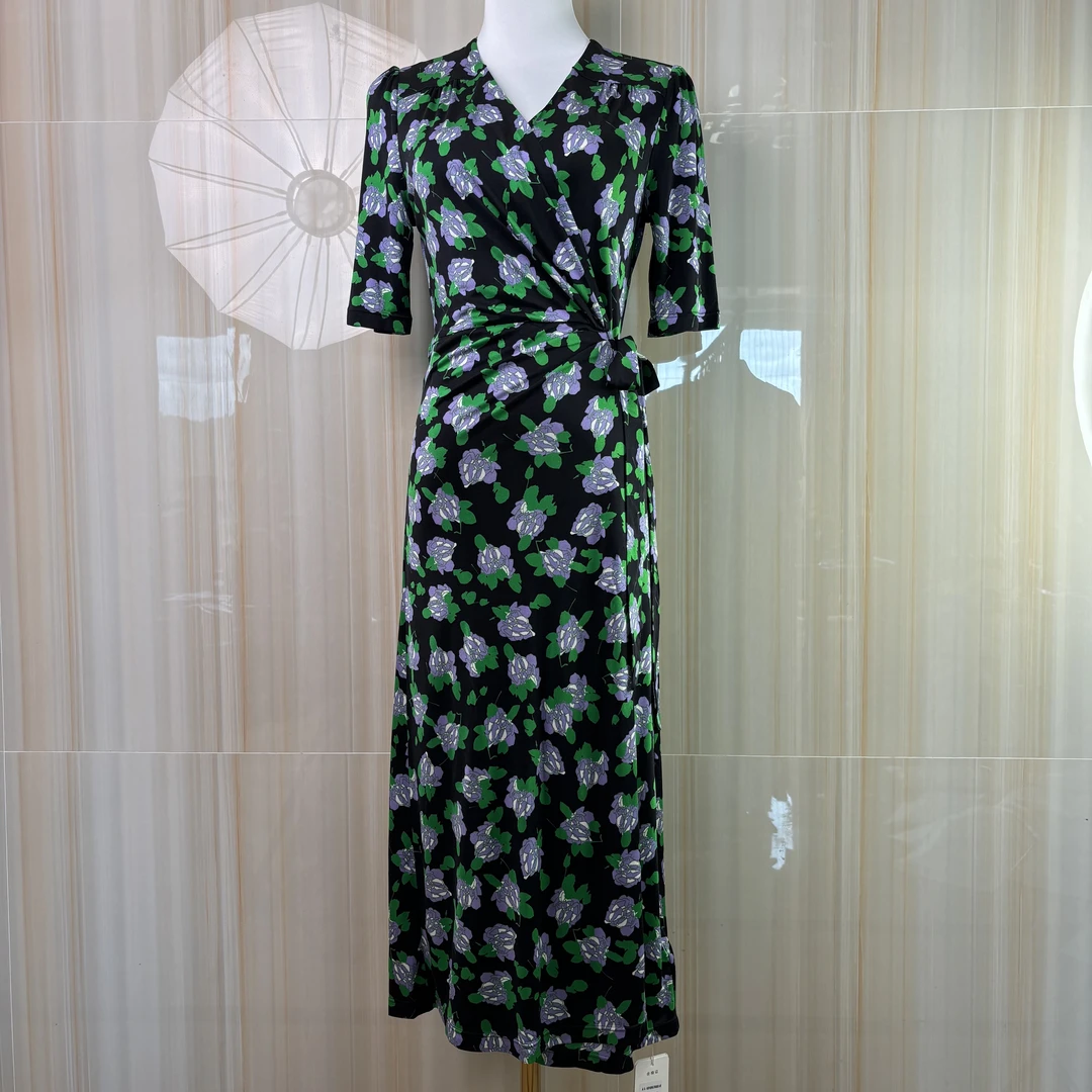 25款针织桑蚕丝短袖连衣裙5102-2