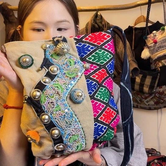 织绣手工制作包包