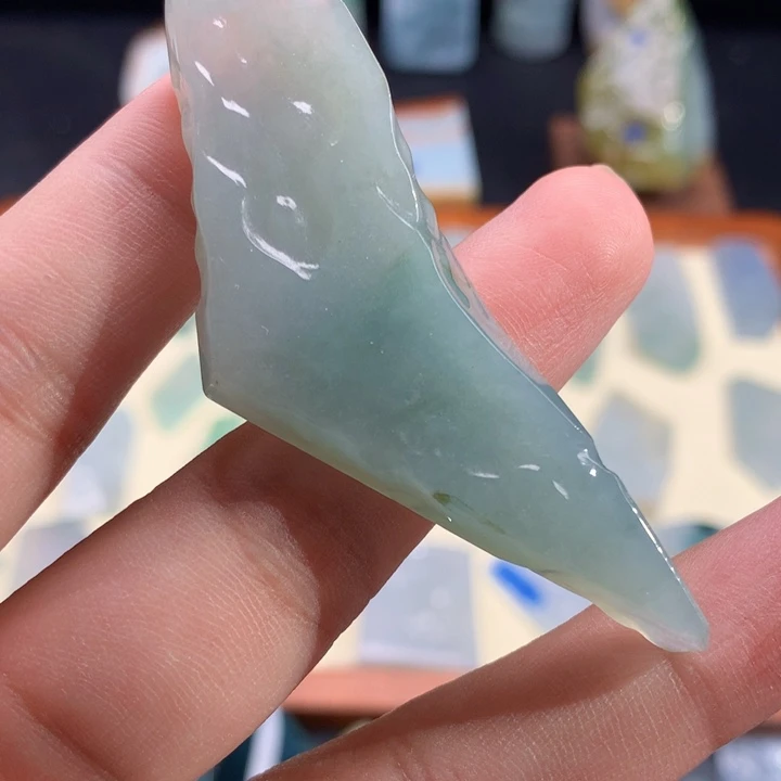 翡翠未镶嵌挂件天然